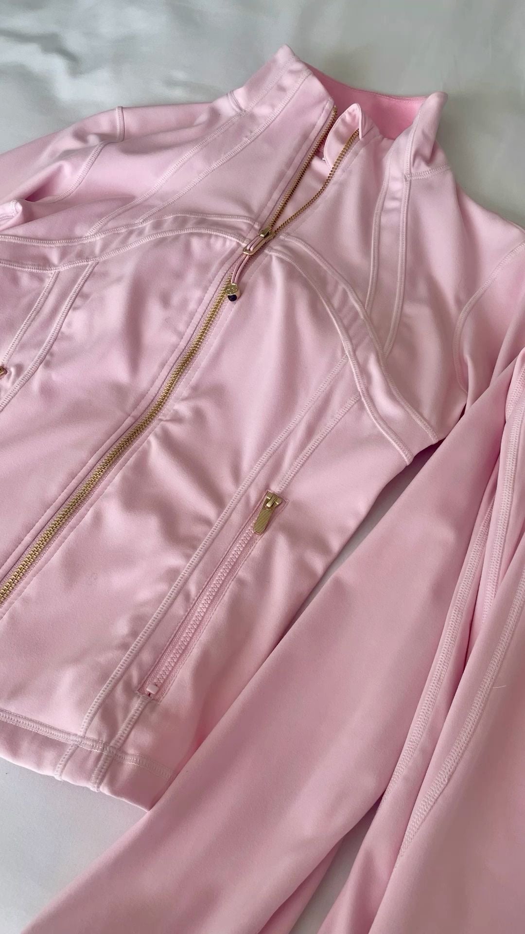 Blush Glow Zip-Up Active Set – Light Pink Jacket & High-Waist Leggings